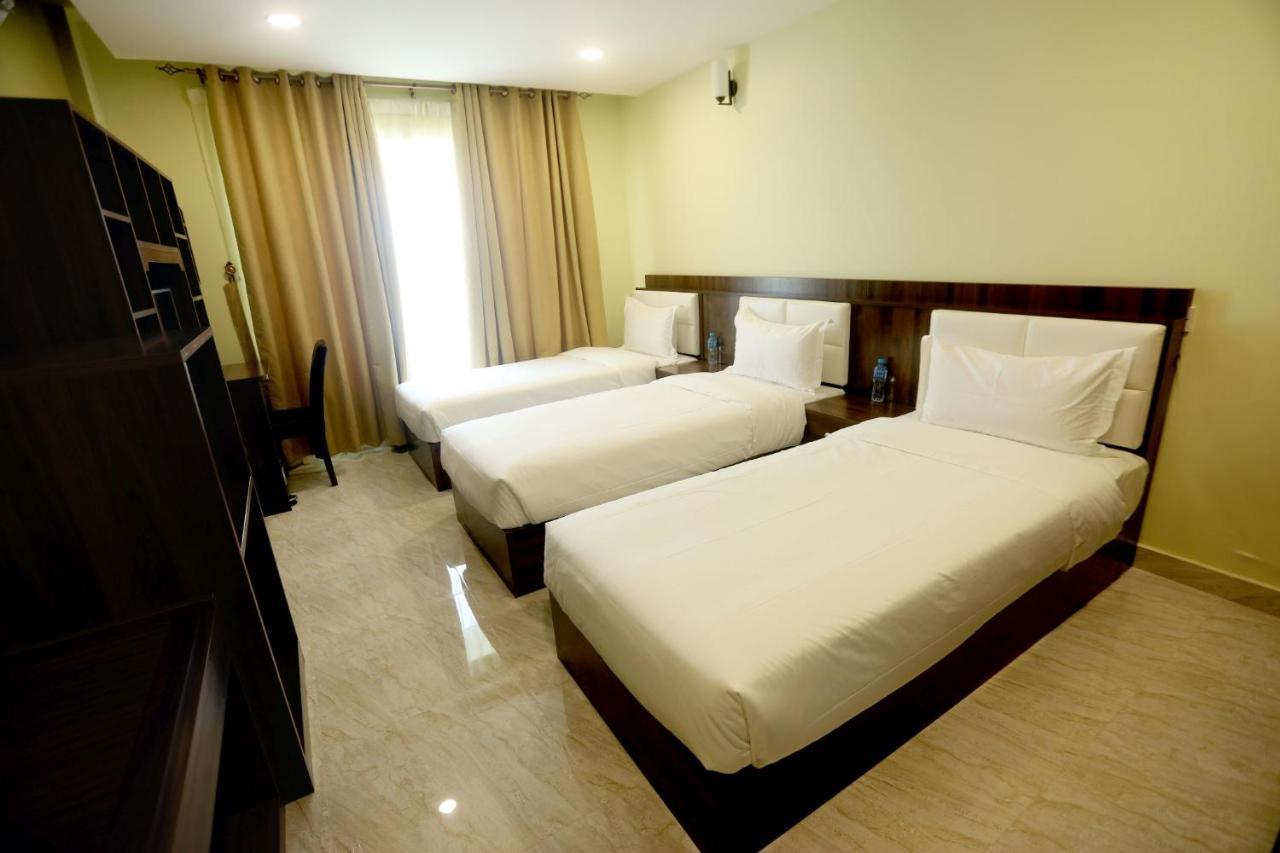Golden Crown Alseeb Muscat Seeb