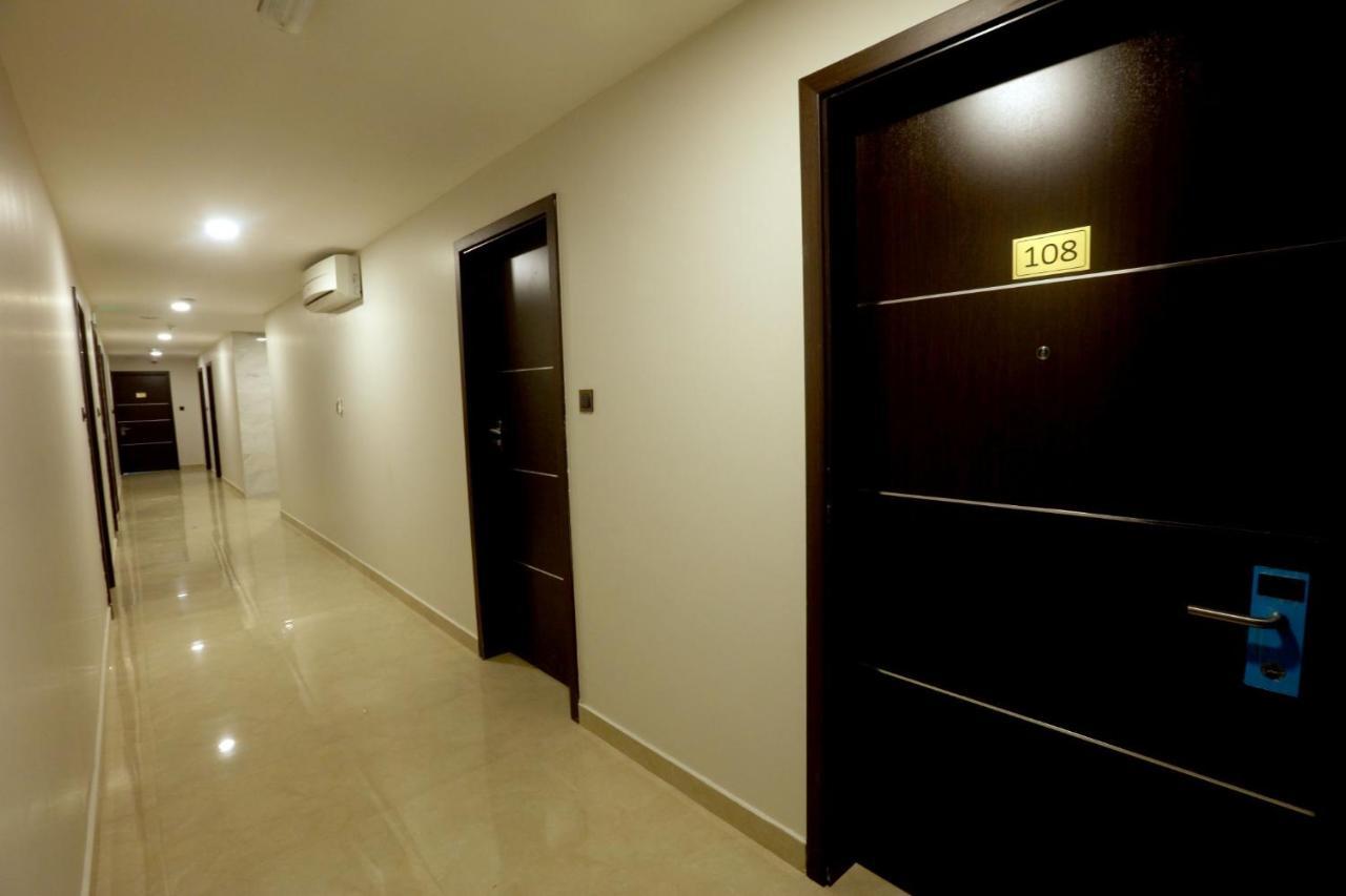 Golden Crown Alseeb Muscat Hotel